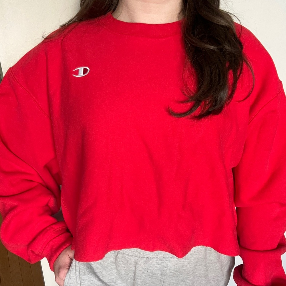 Red champion cropped sweatshirt